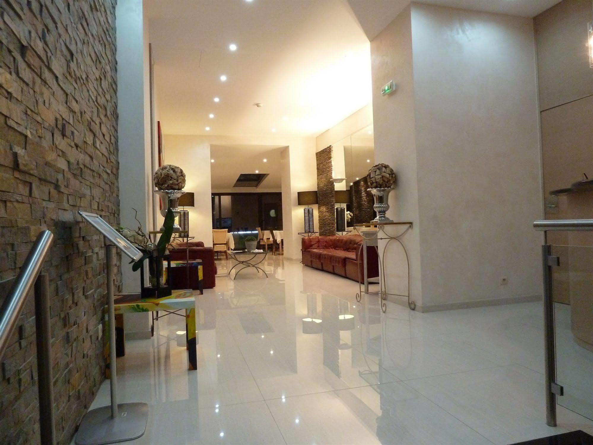 Hotel Saint Georges Niza Exterior foto